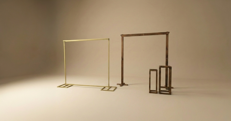 Doğru Arka Fon Seçimi: Ahşap mı Metal mi? Nişan İçin En Uygun Arka Fon Nasıl Seçilir?