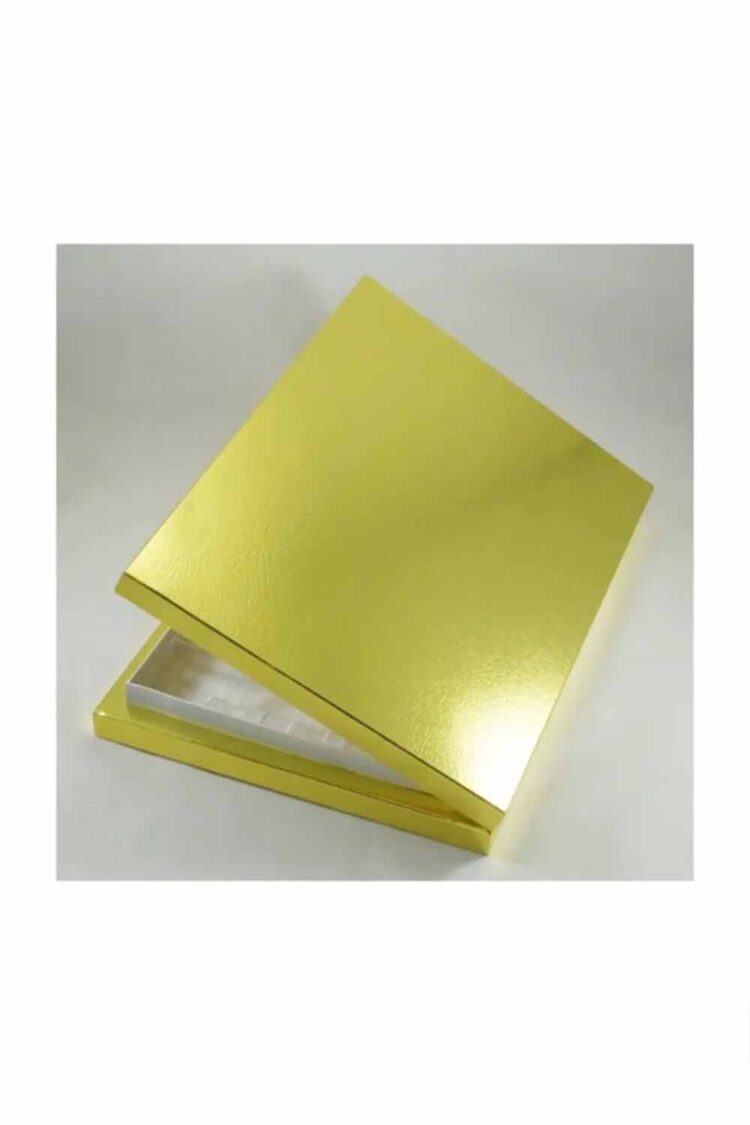 Gold 24’lü Çikolata Kutusu 23x31 Cm