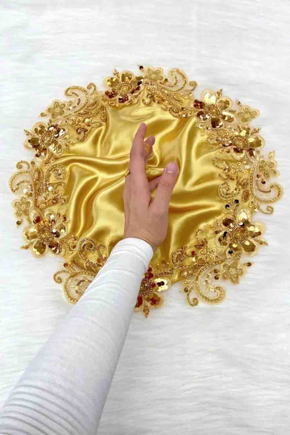 Halay Mendili Saten Çiçekli İşlemeli 6 Renk