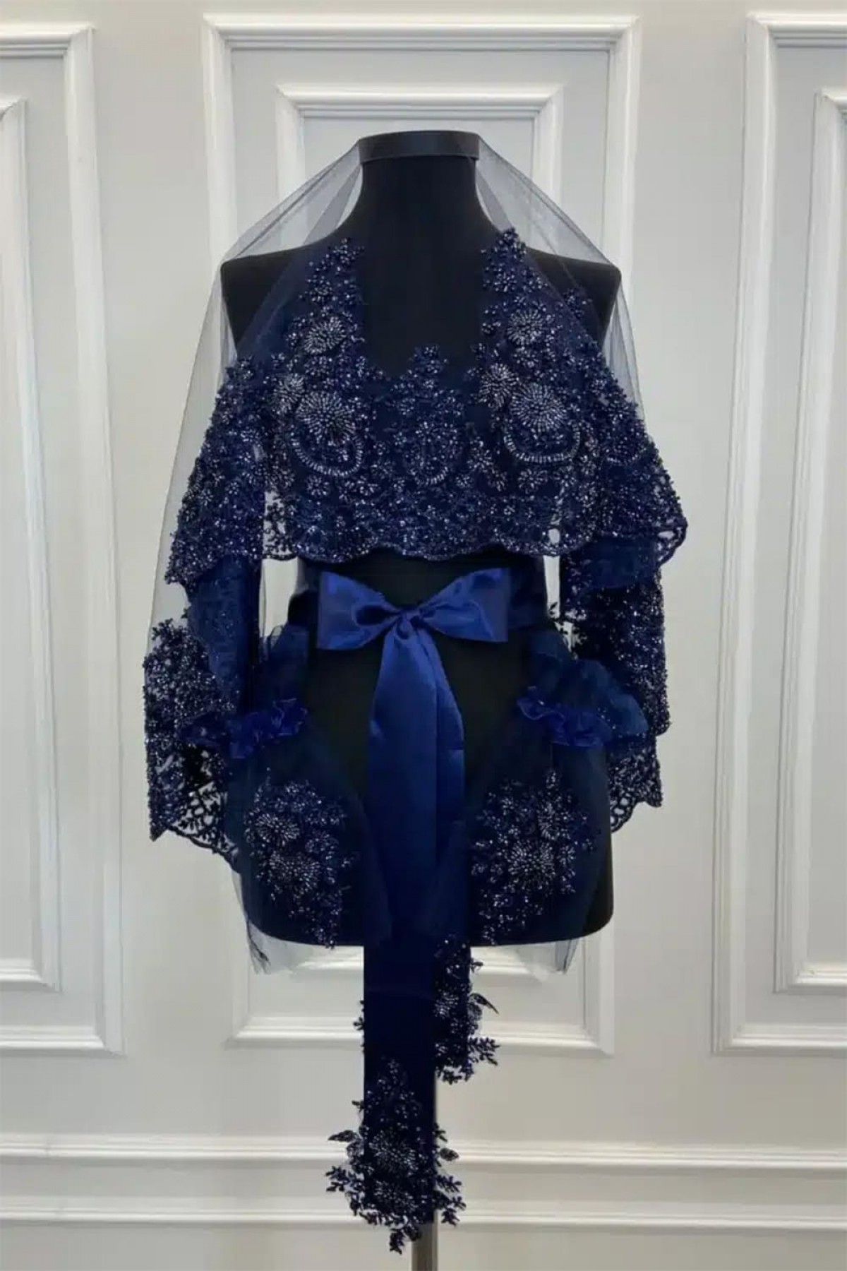 Lacivert Ağır Boncuk İşlemeli Duvak Takım